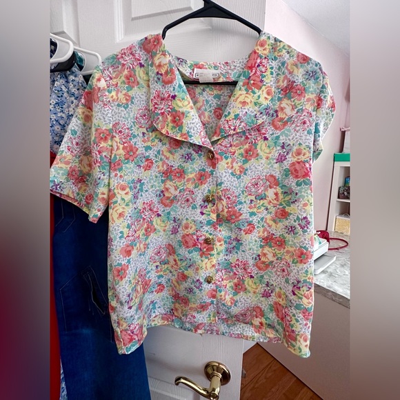 Shirt - Picture 2 of 2